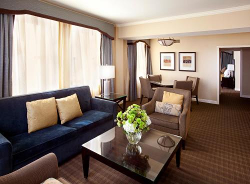 Chase Park Plaza Hotel