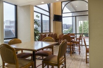 Motel Arbor Suites Medical Mile