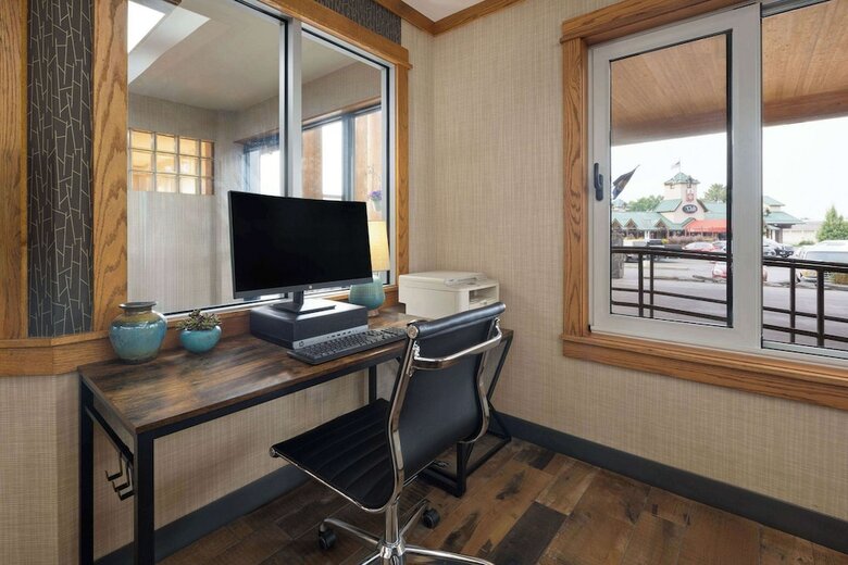 Hotel Days Inn And Suites Bozeman