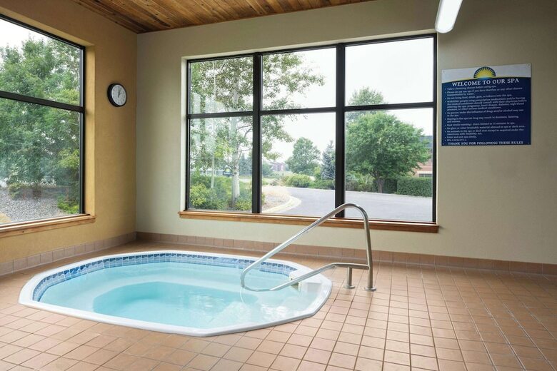 Hotel Days Inn And Suites Bozeman