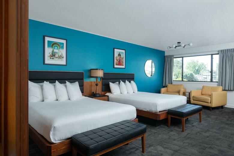 Royal 7 Budget Inn Motel