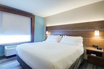 Holiday Inn Express Hotel & Suites North Platte