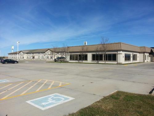 Hotel Country Inn & Suites Sidney