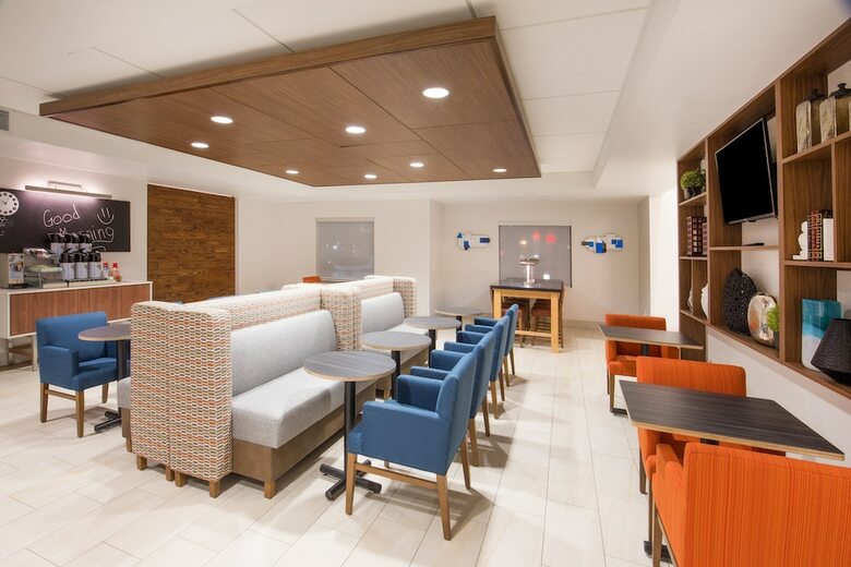 Hotel Holiday Inn Express & Suites Pahrump