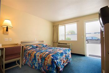 Motel 6 Reno - Virginia Plumb