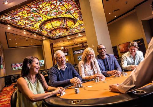 Hotel Silver Legacy Reno Resort Casino