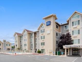 Hotel Baymont Inn And Suites