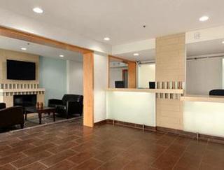 Hotel Baymont Inn And Suites