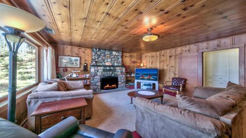 Zephyr Cove Cabin