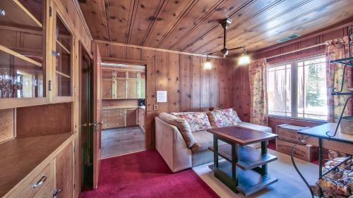 Zephyr Cove Cabin