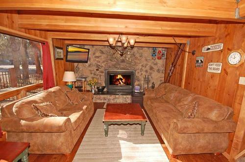 Spruce Avenue Holiday Home 1