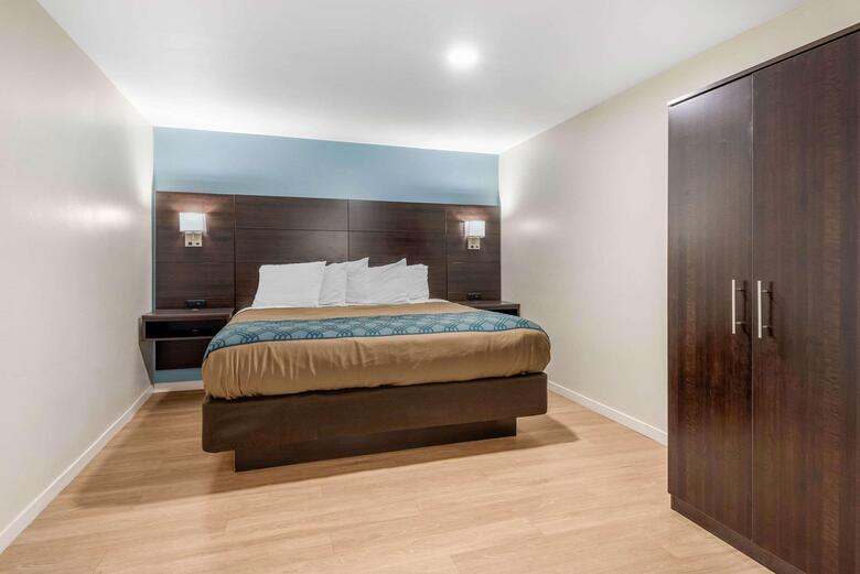 Hotel Econo Lodge Inn & Suites Lincoln