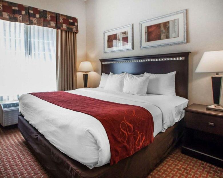 Hotel Comfort Suites Mahwah