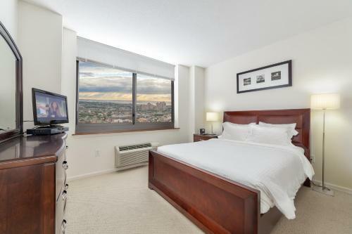 Washington Street Apartments B