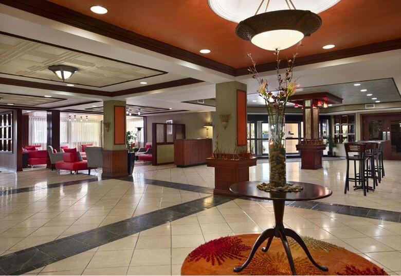 Wyndham Garden Hotel Newark Airport