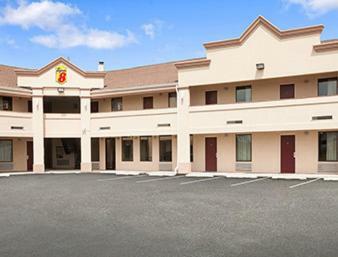 Hotel Super 8 Rahway Newark