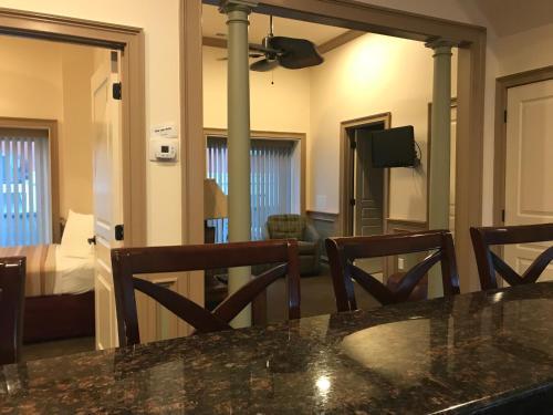 Ala Moana Motel & Suites