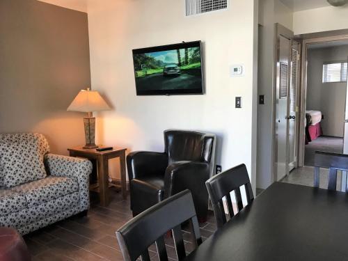 Ala Moana Motel & Suites