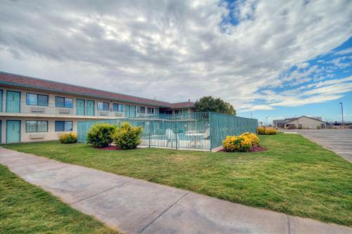 Motel 6 Alamogordo