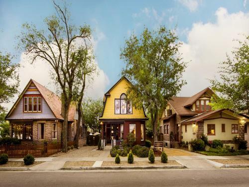 Downtown Historic Bed & Breakfast