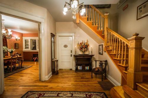 Downtown Historic Bed & Breakfast