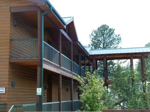 Hotel Ruidoso River Resort & Inn