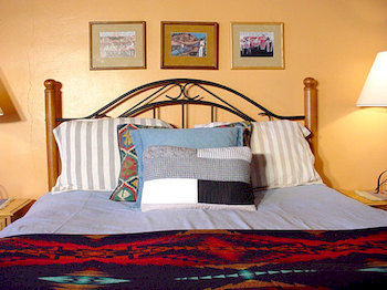 Bed & Breakfast Inn On The Rio