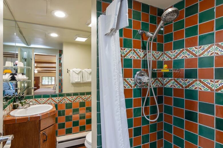 Posada Santa Fe Motel & Inn