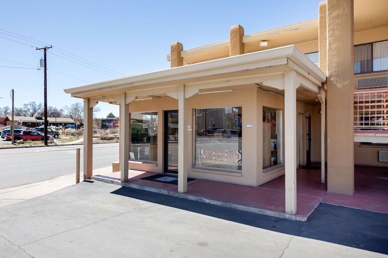 Motel 6 Santa Fe Plaza - Downtown