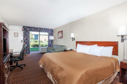 Hotel Howard Johnson Inn - Albany