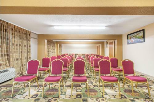 Hotel Howard Johnson Inn - Albany