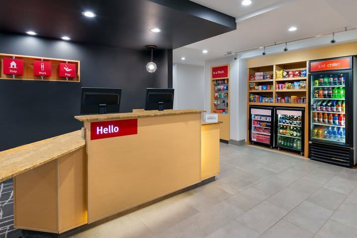 Hotel Towneplace Suites Buffalo Airport