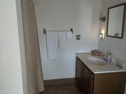 Bed & Breakfast Oak Valley Inn And Suites