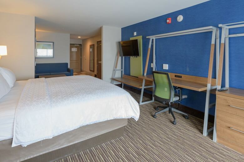 Hotel Holiday Inn Express & Suites Jamestown