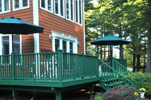 Bass Manor Bed And Breakfast & Art Museum