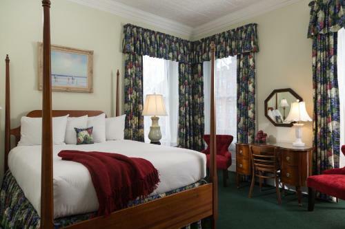 Hotel Saratoga Arms