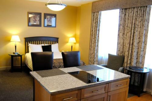 Posada The Parker Inn And Suites