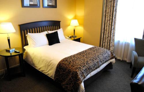 Posada The Parker Inn And Suites