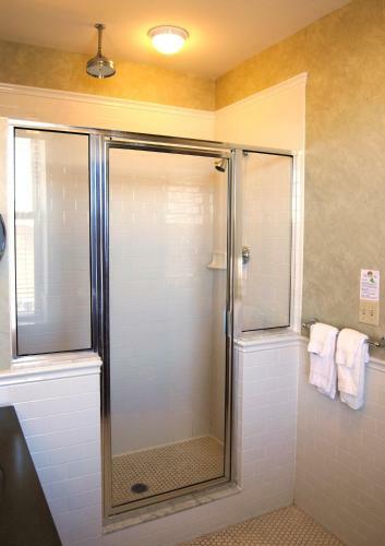 Posada The Parker Inn And Suites