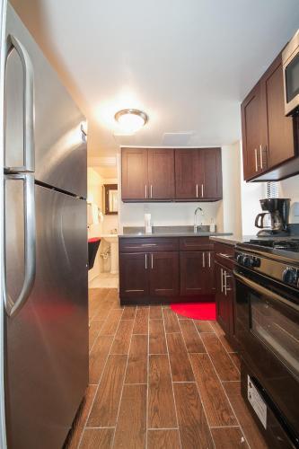 Luxurious Three Bedroom Apartment