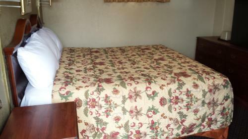Happy Journey Motel
