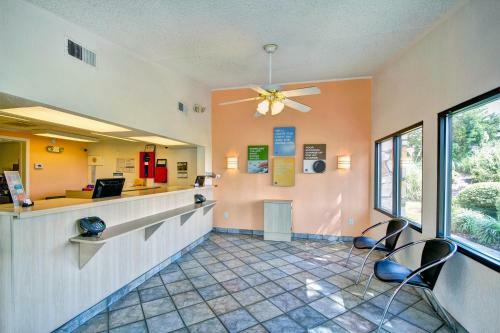 Motel Knights Inn Burlington Nc