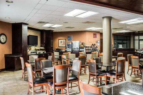 Hotel Comfort Suites Raleigh Durham Airport/rtp