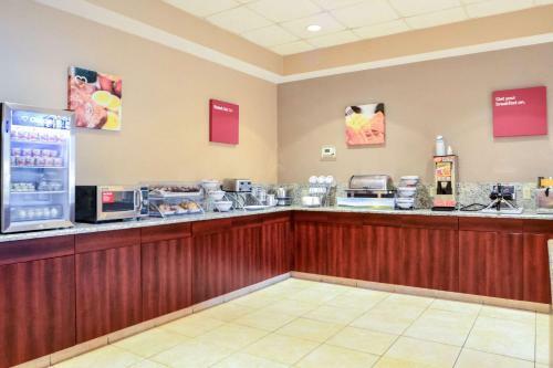 Hotel Comfort Suites Northlake