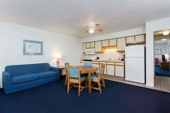 Motel Days Inn And Suites Kill Devil Hills - Mariner