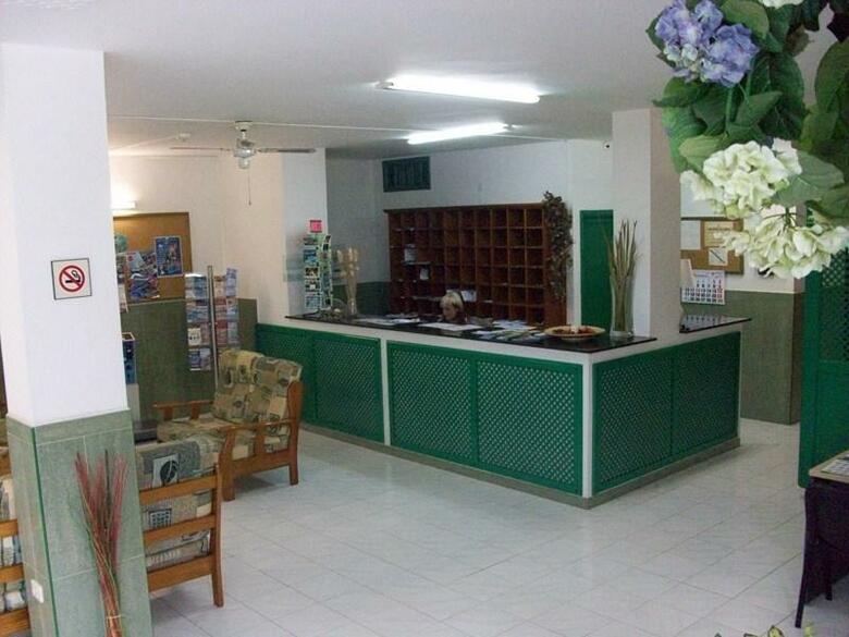 Apartamentos Luz Y Mar