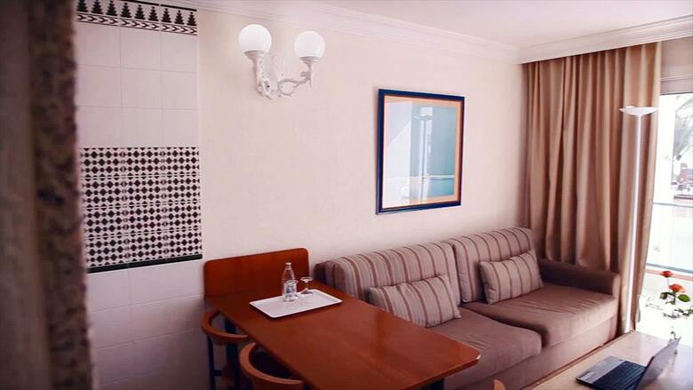 Plus Fariones Apartamentos