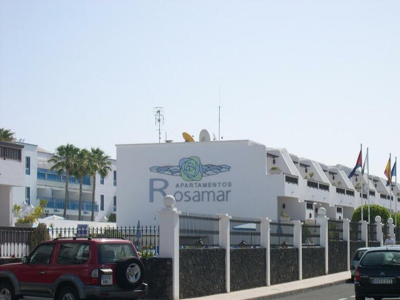 Apartamentos Rosamar
