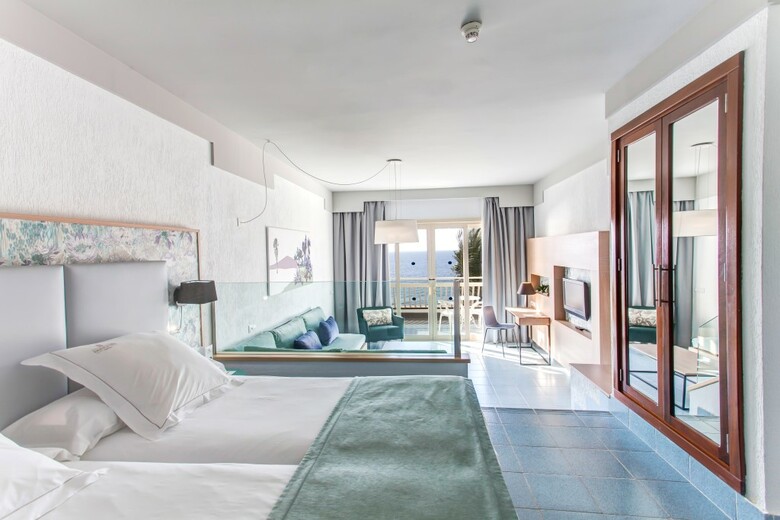 Hotel Suite Fariones Playa