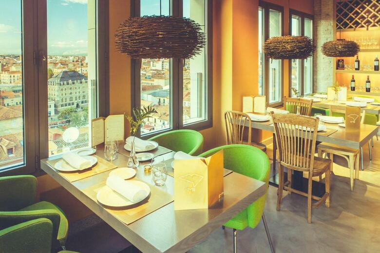 Hotel Barcel� Le�n Conde Luna